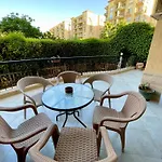 Stylish 2Br Apartment In Downtown Rehab Near Malls
