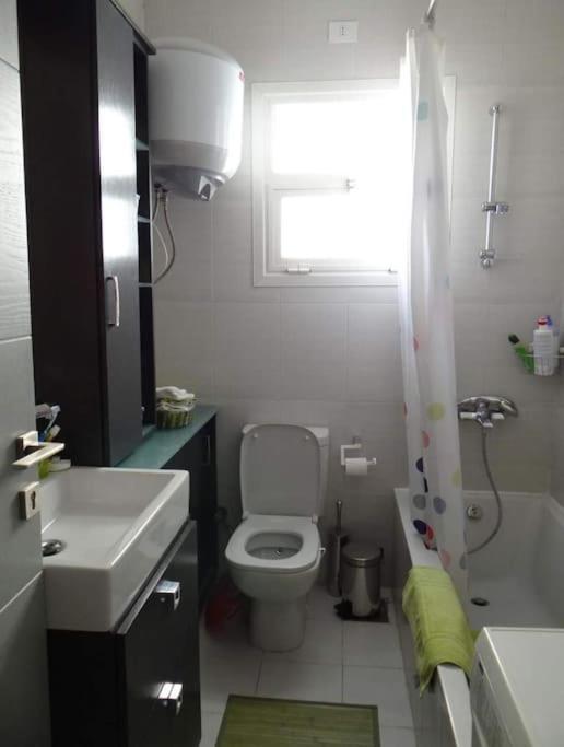 Apartment Stylish 2Br Apartment In Downtown Rehab Near Malls Cairo