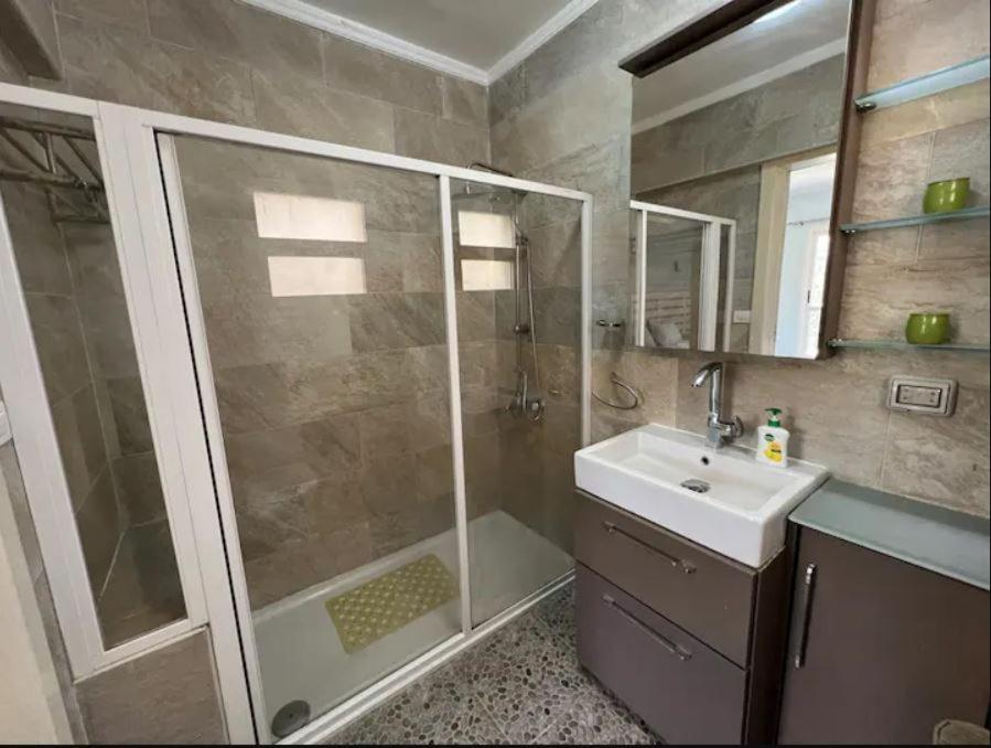 Stylish 2Br Apartment In Downtown Rehab Near Malls Apartment *