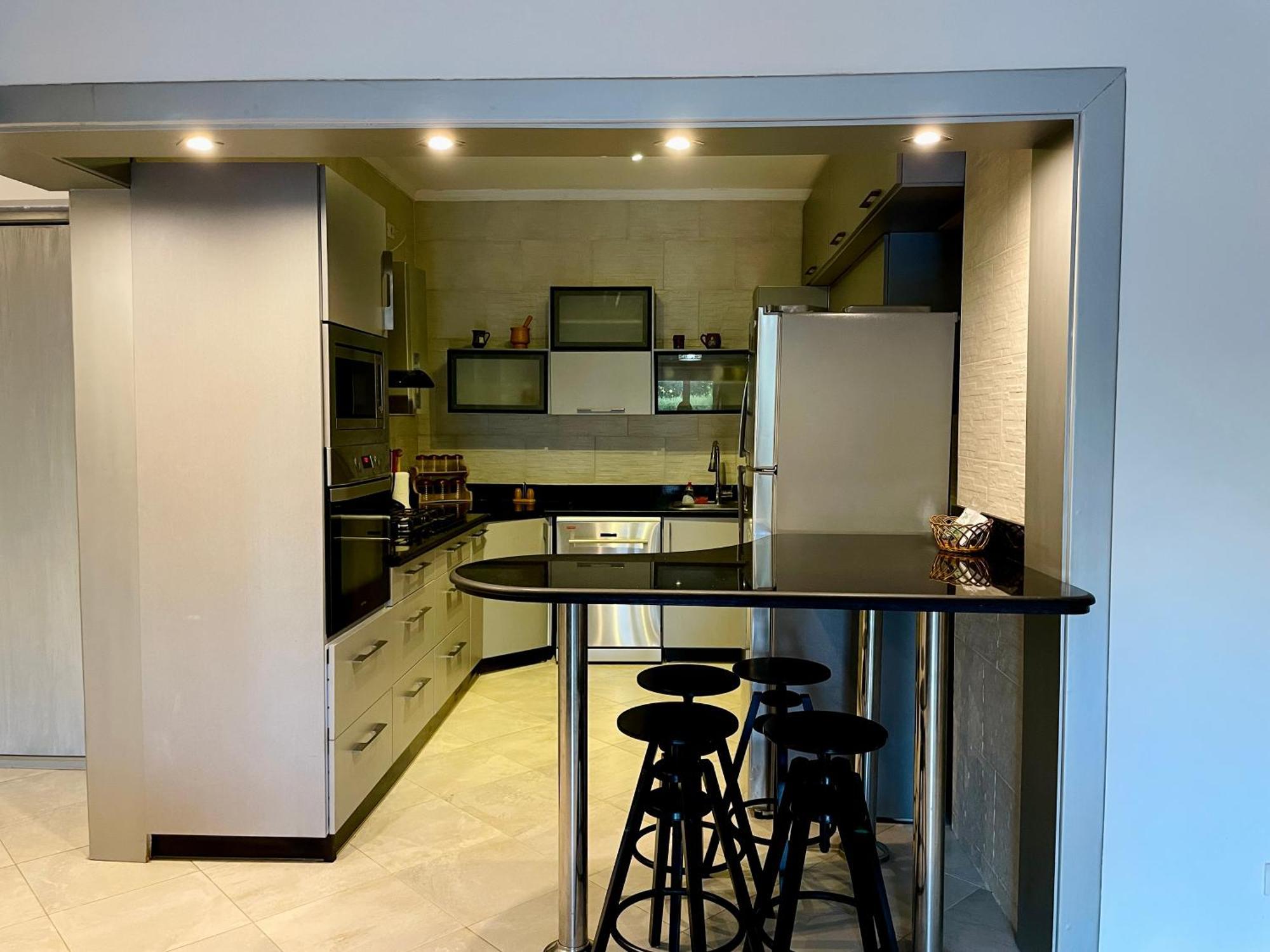 Apartment Stylish 2Br Apartment In Downtown Rehab Near Malls Cairo