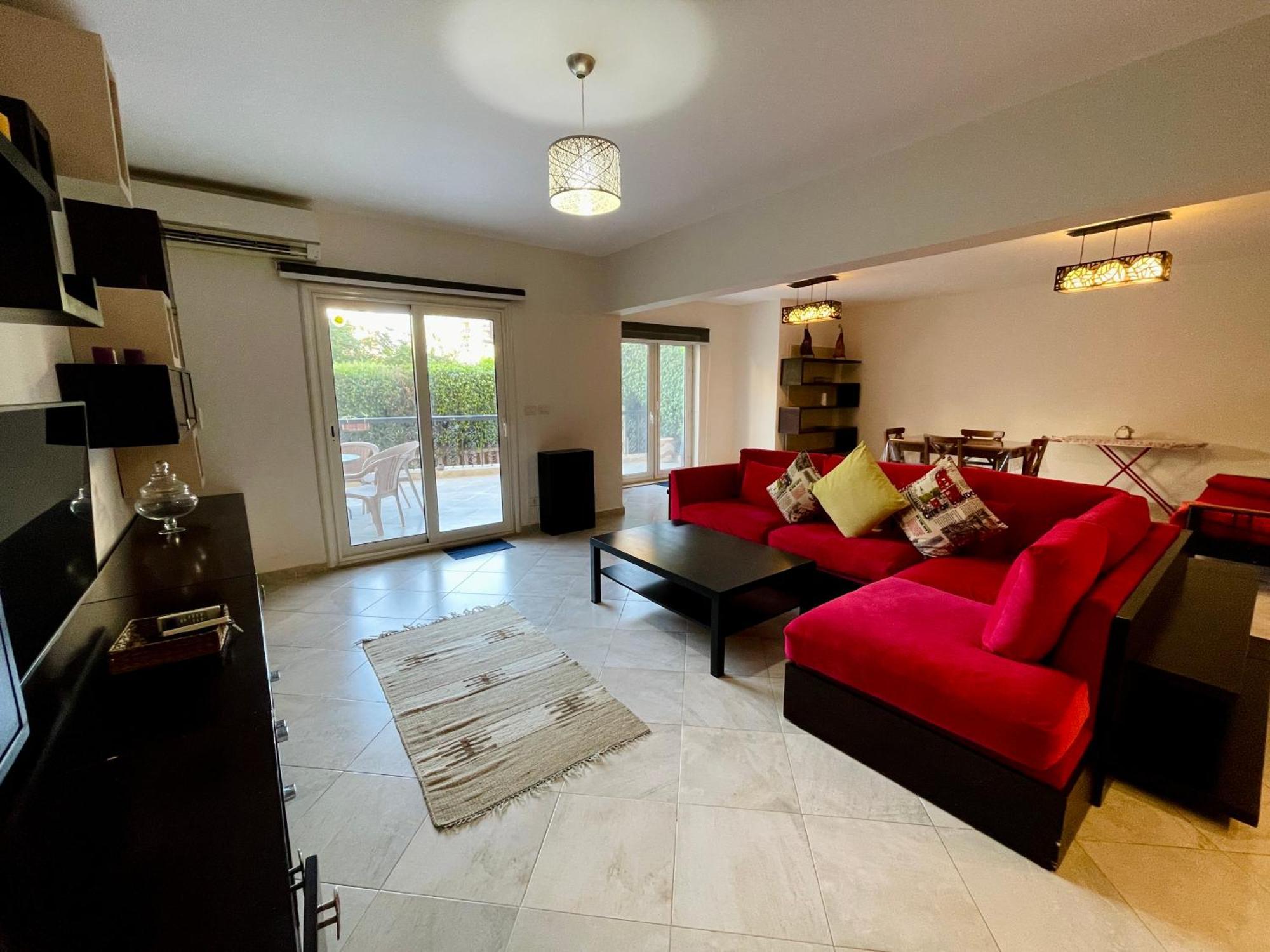 Apartment Stylish 2Br Apartment In Downtown Rehab Near Malls *