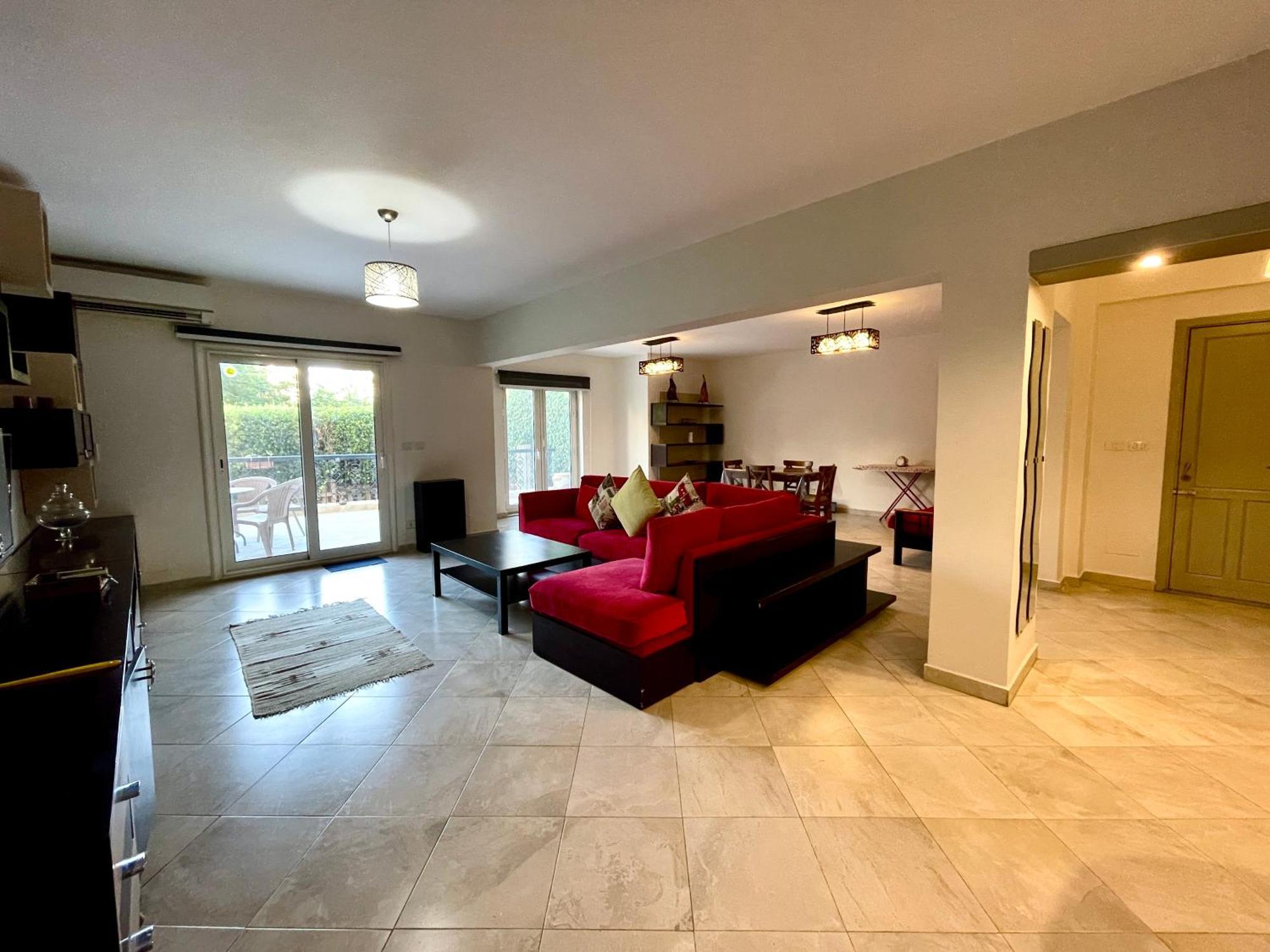 Stylish 2Br Apartment In Downtown Rehab Near Malls Apartment Cairo