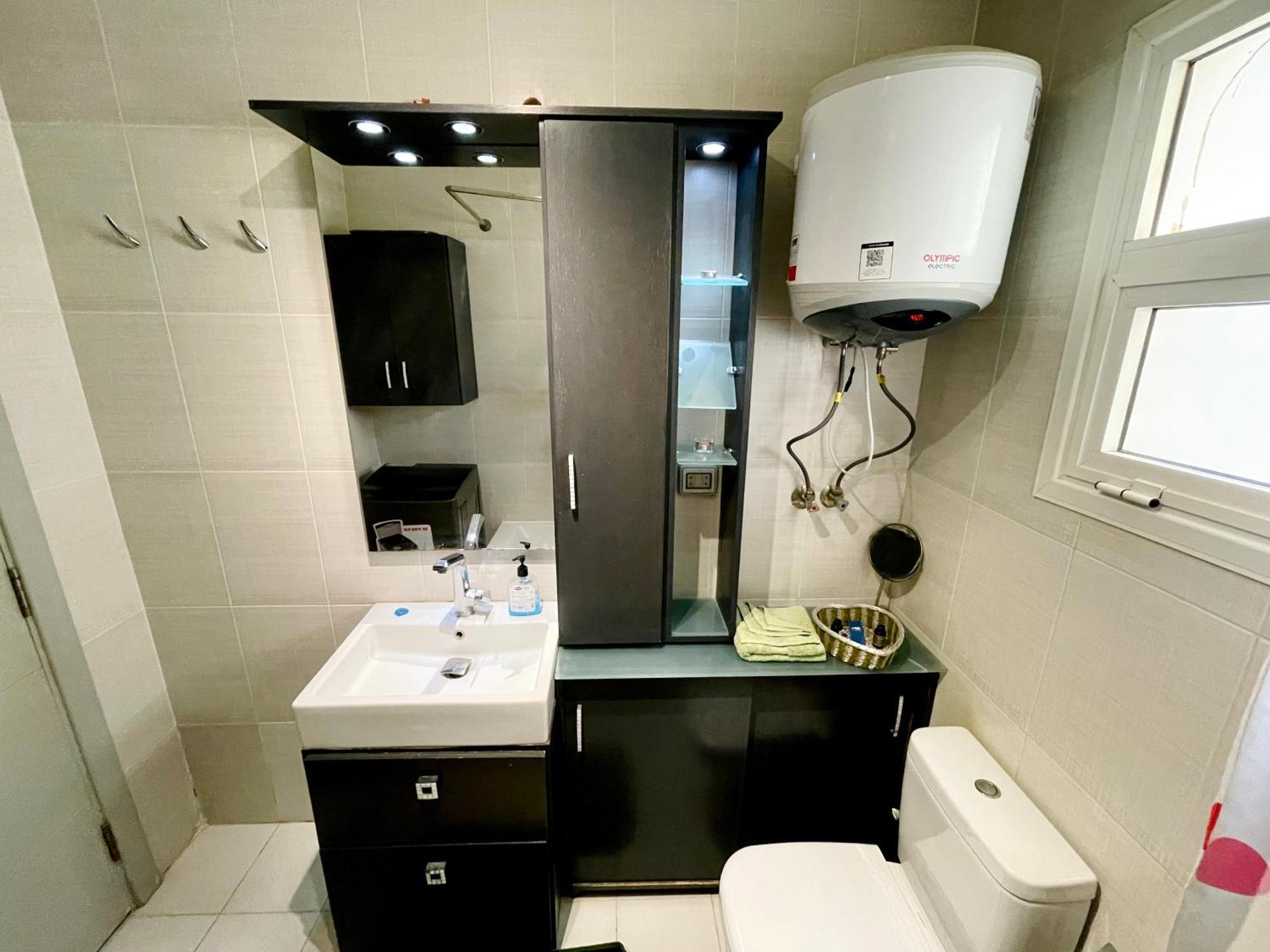 Stylish 2Br Apartment In Downtown Rehab Near Malls Cairo